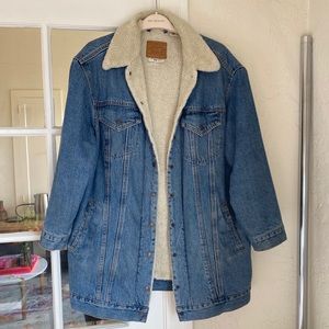 Levi’s Long Sherpa Lined Trucker Jean Jacket